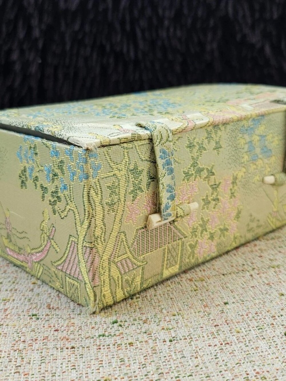 Vintage Gift Box Handmade Jewelry Box Green Satin Gift Box - Picture 11 of 11